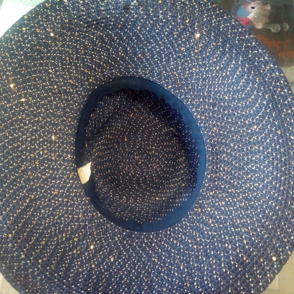 2/$10 Sunhat - Picture 2 of 2